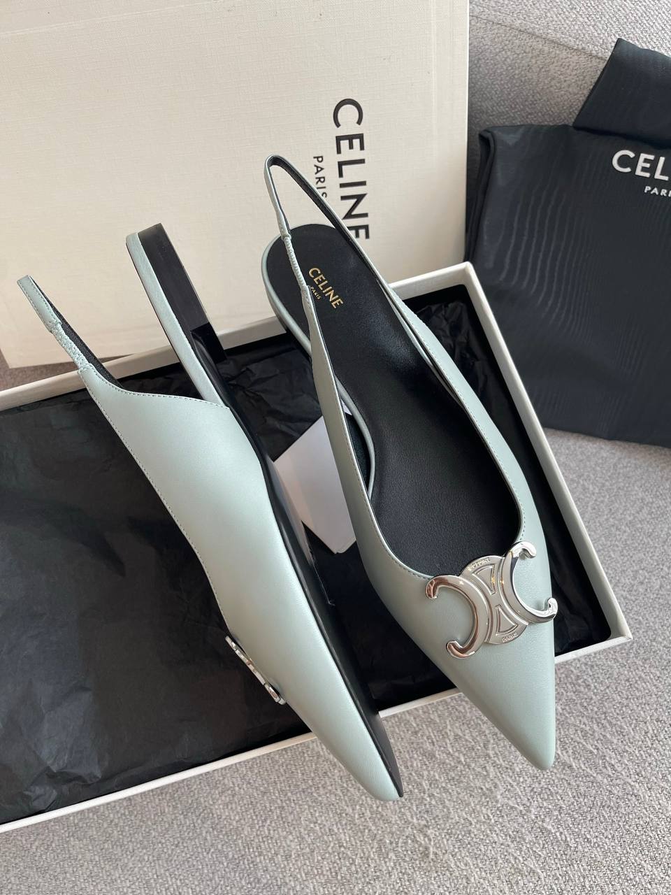 Alma Pumps