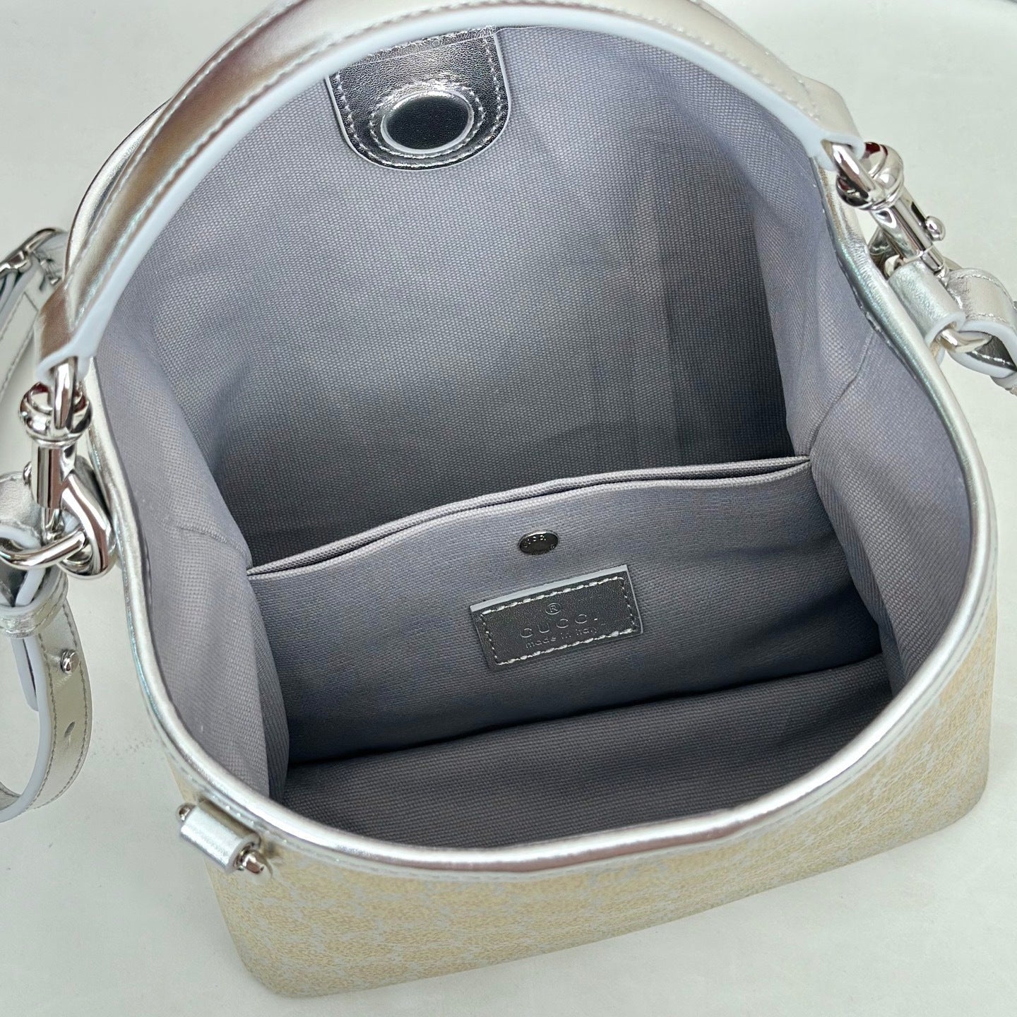 Emblem Mini Bucket