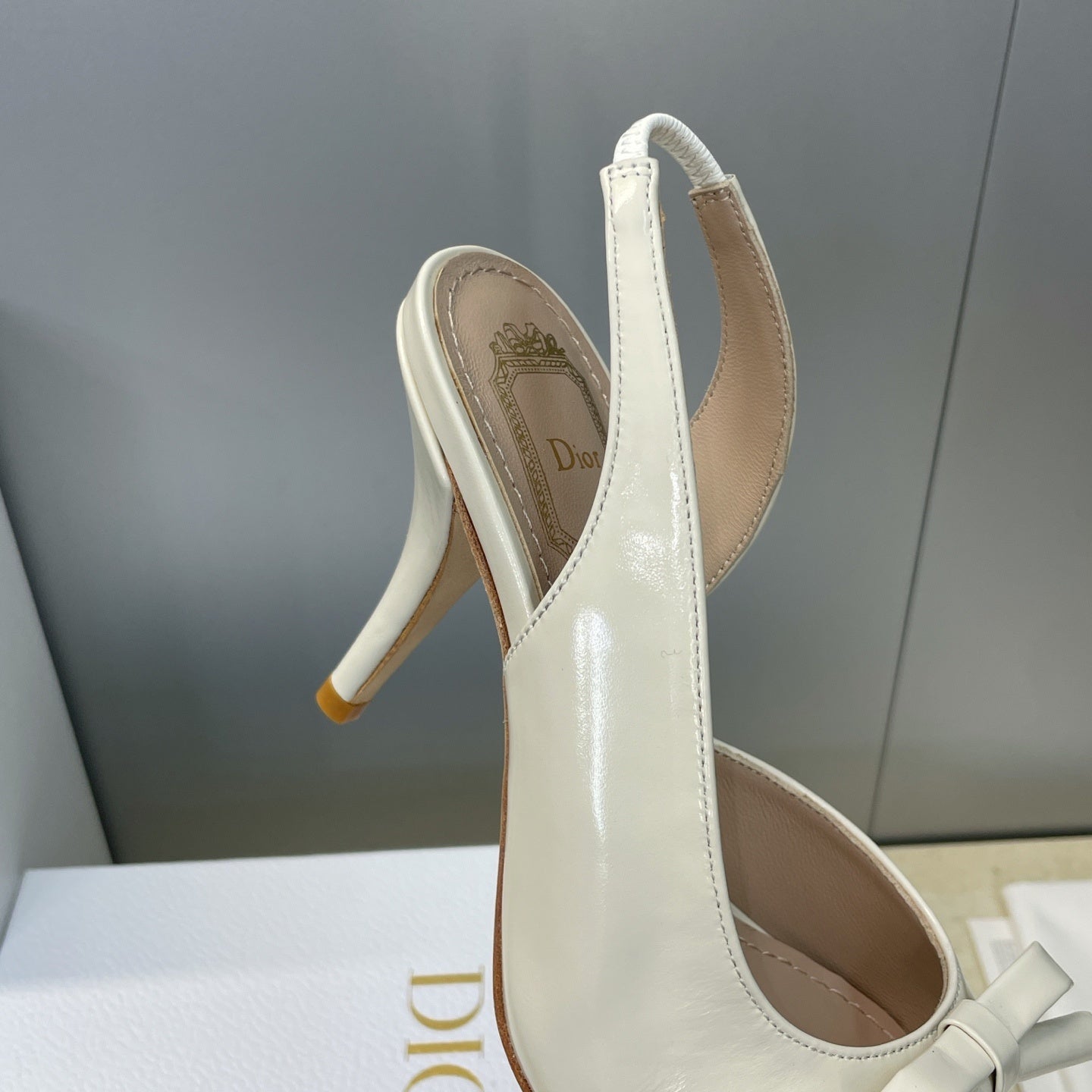 Bow Sandals