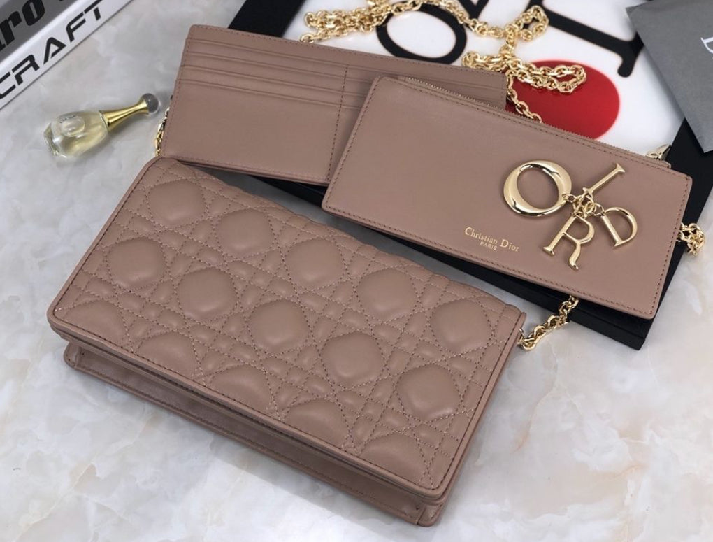Lady D Clutch
