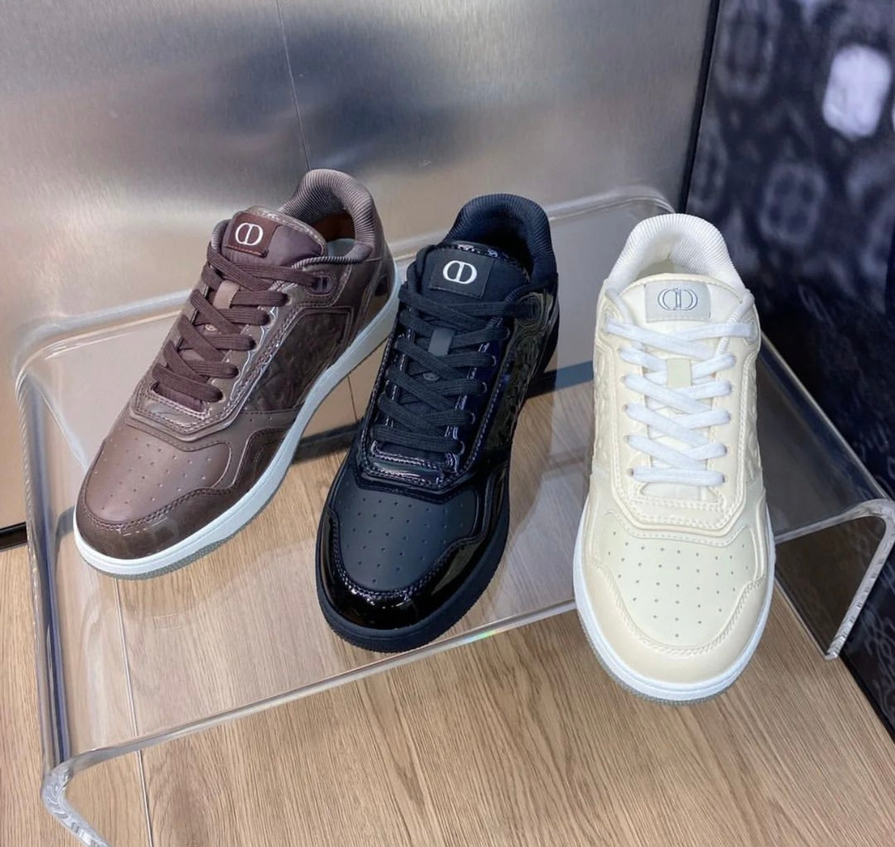 B27 Sneaker