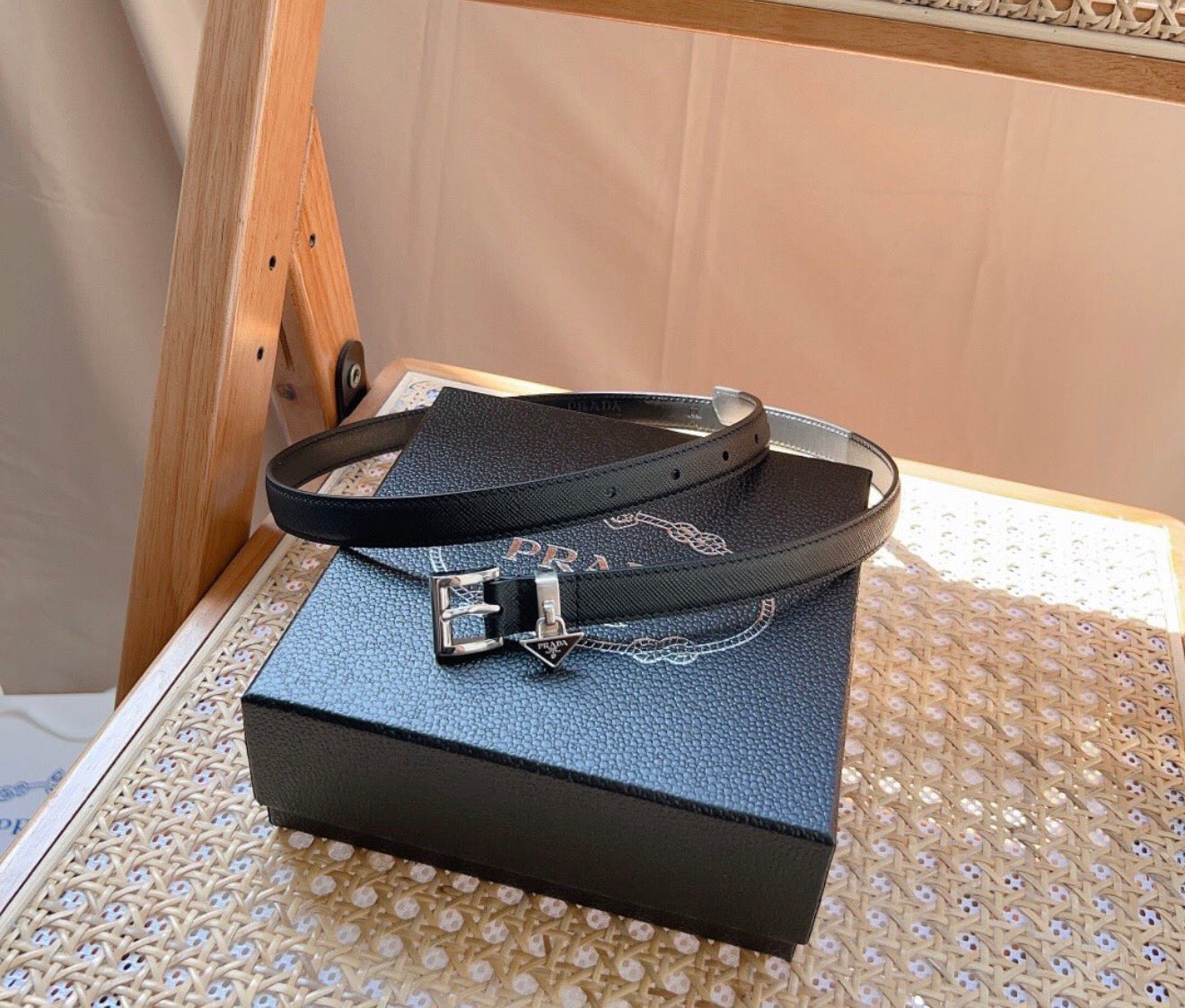 Logo Belt