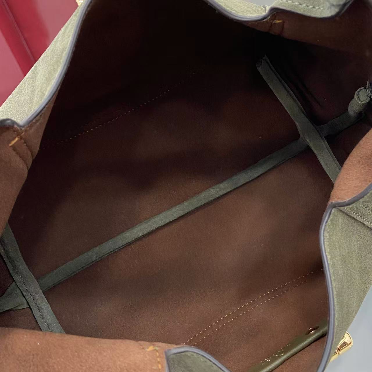 Medium Softbit Bag