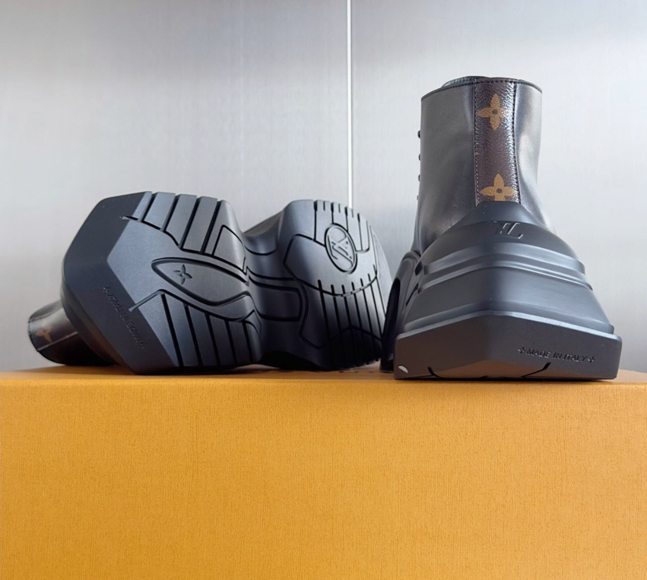 Archlight Shoes