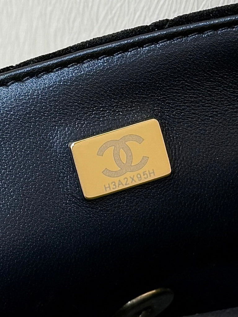 Mini Classic Flap Bag