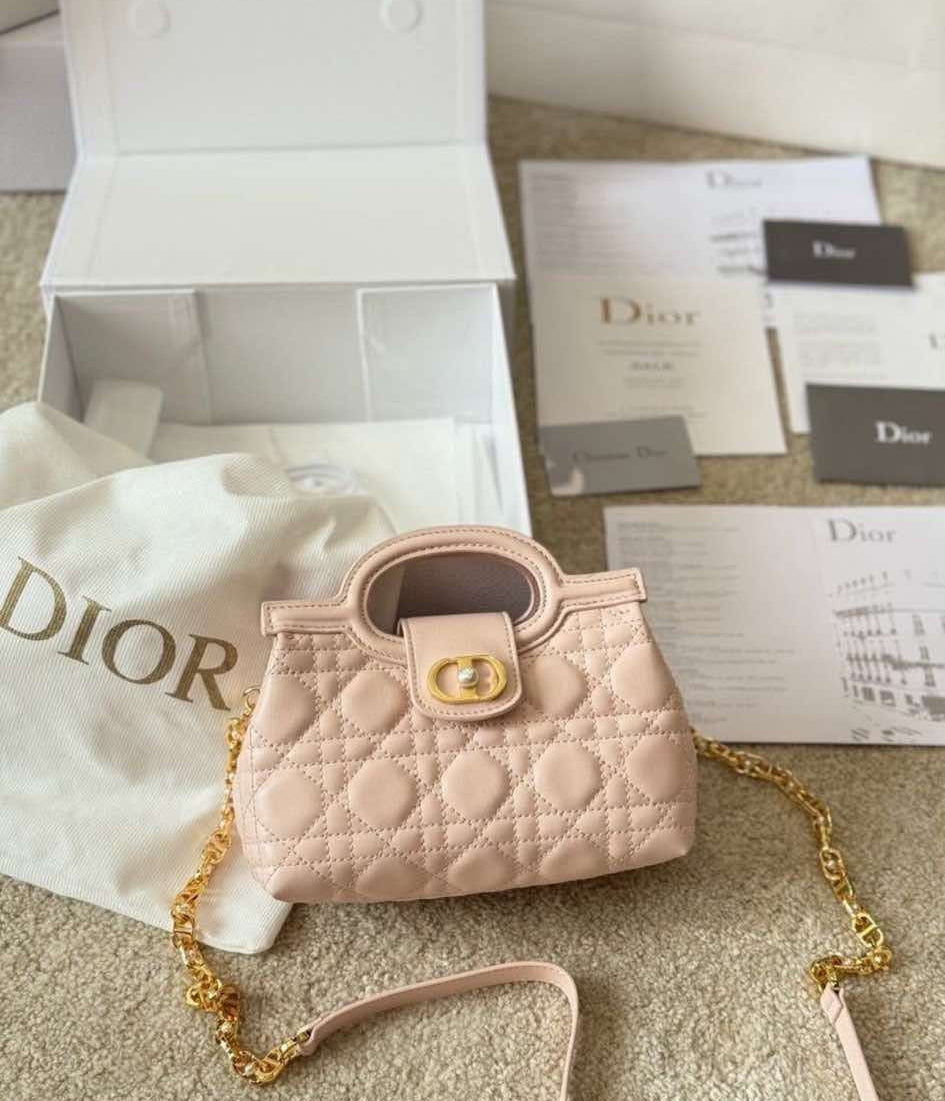 D Bag