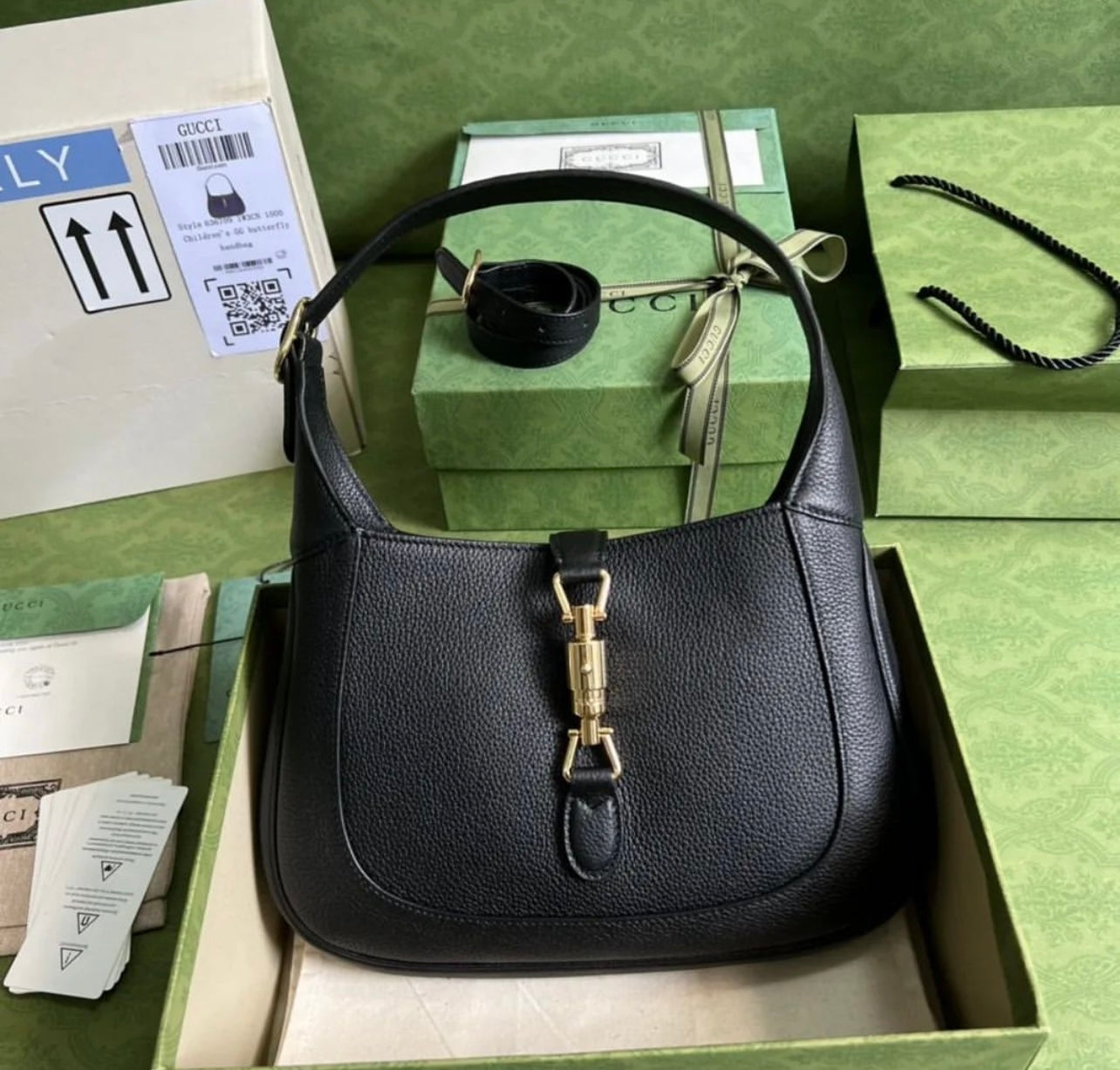 Jackie Medium Shoulder Bag