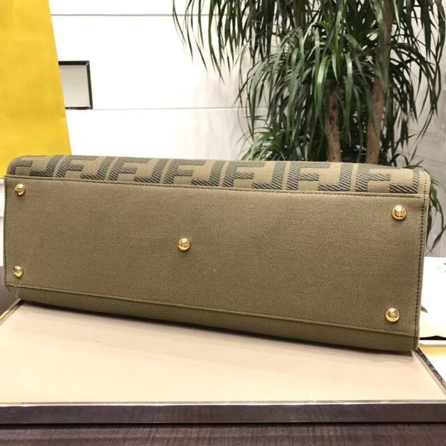 Peekaboo X Tote