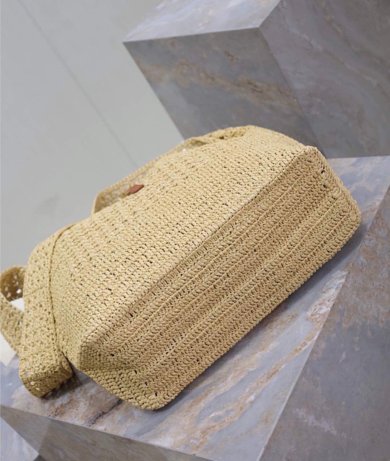 Raffia Hobo