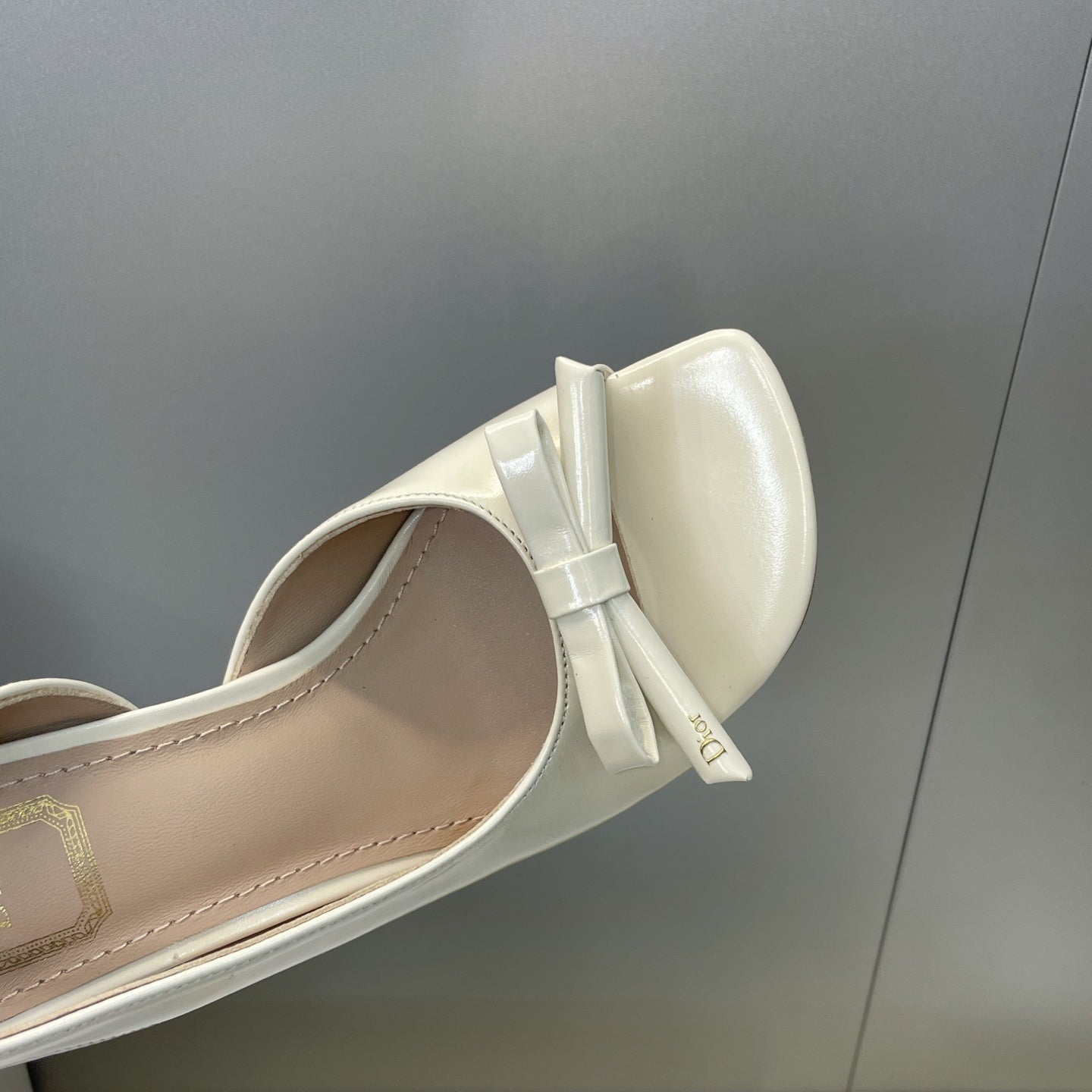 Bow Sandals