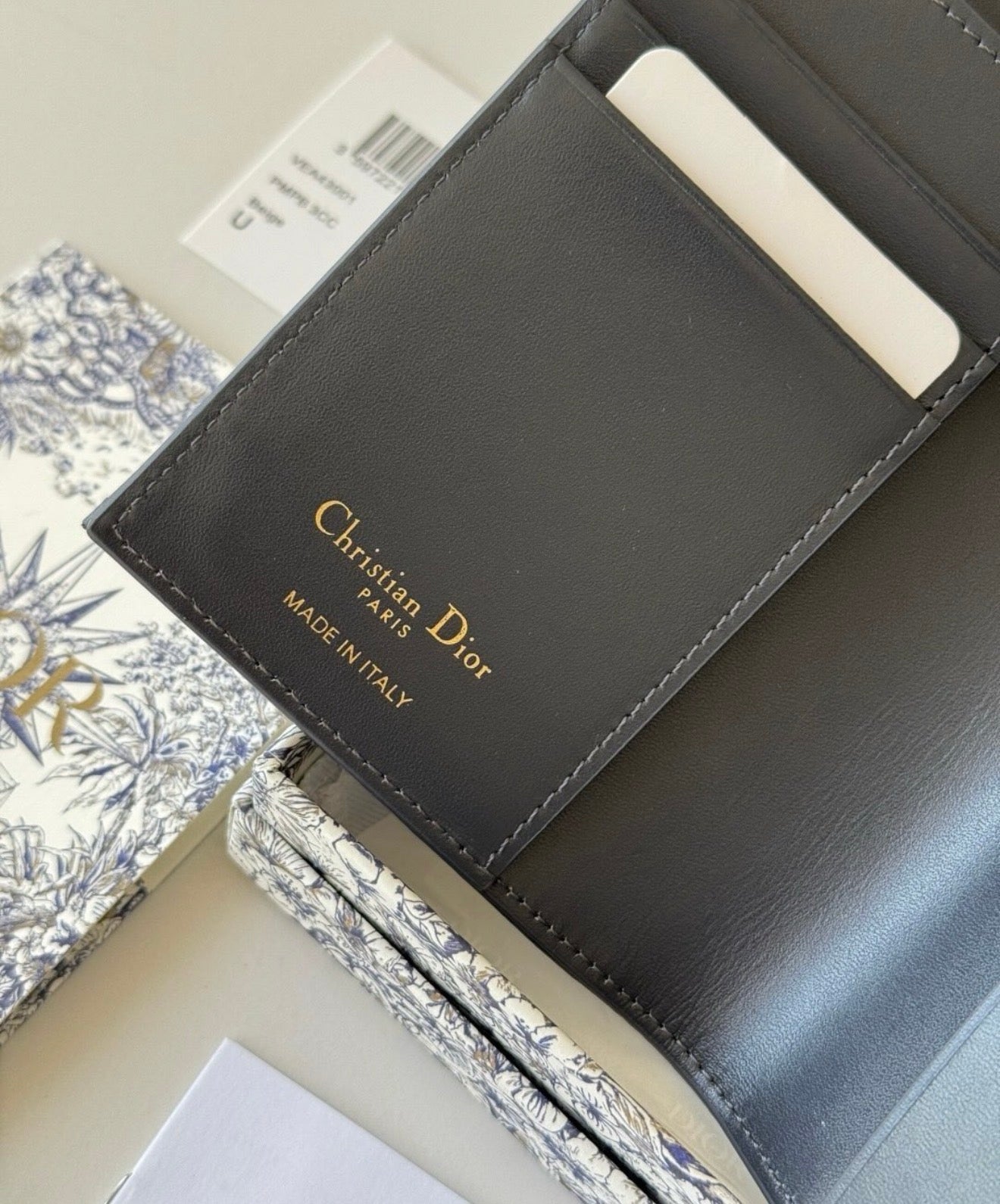 Oblique Passport Cover