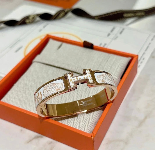 Clic Bracelet
