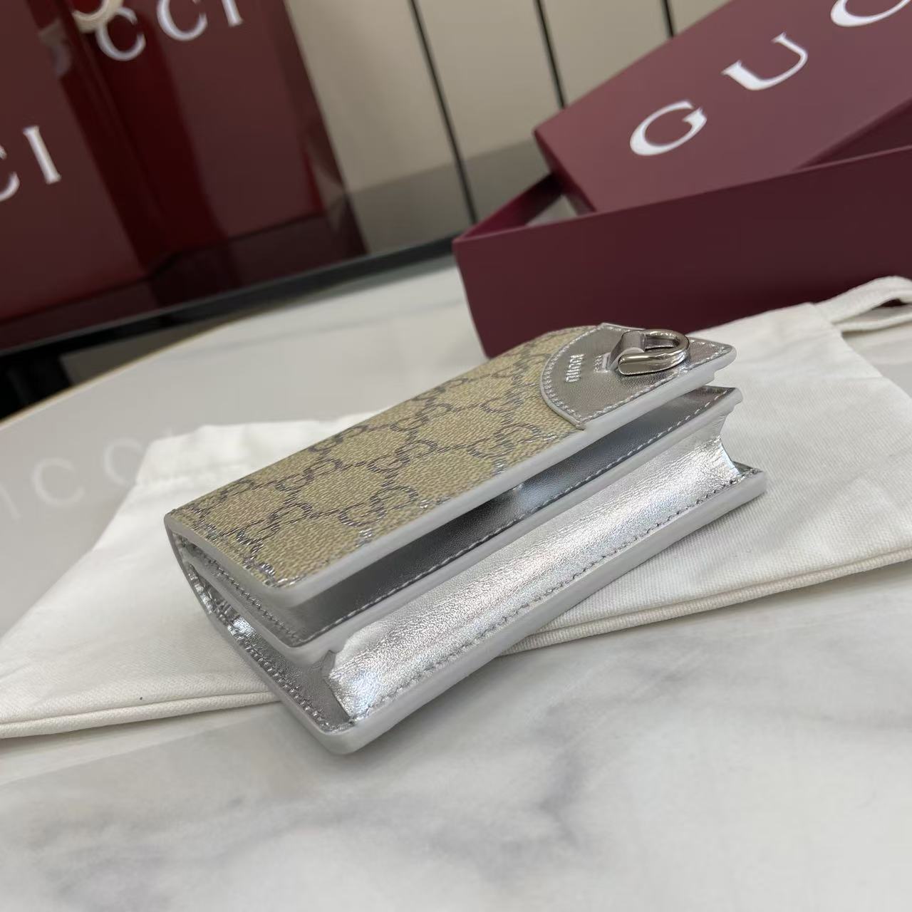 Small Zip Wallet