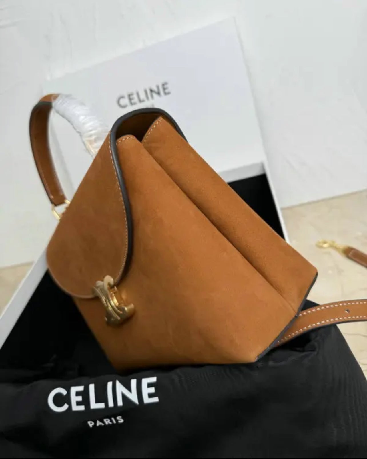 Nino Suede