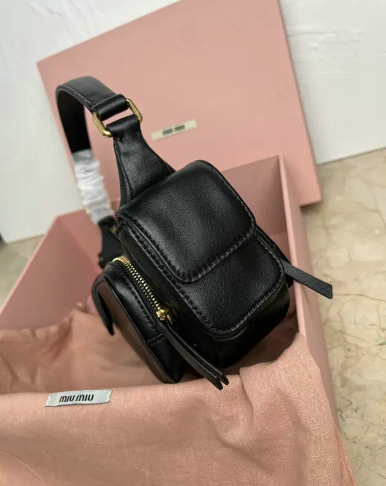 Multi Pocket Bag