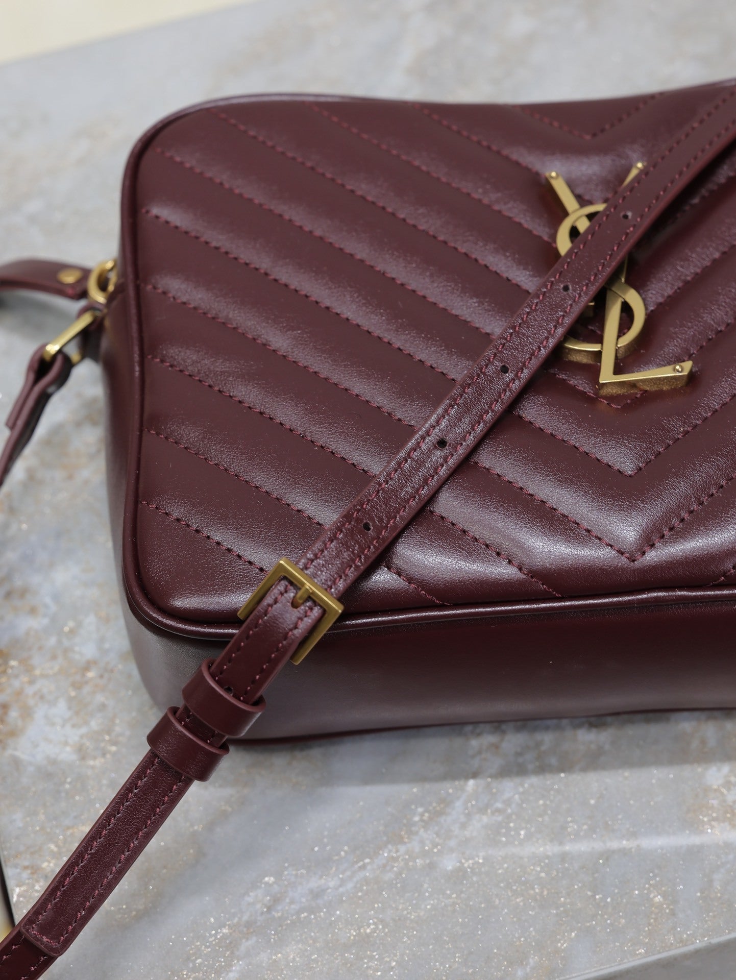 Lou Camera Bag