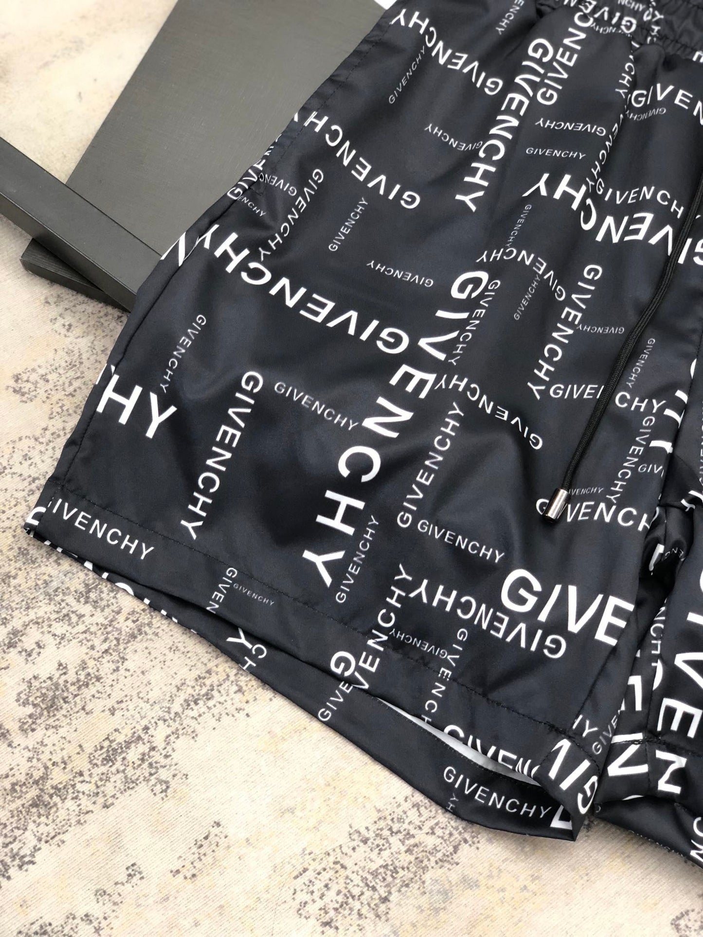 Logo Shorts