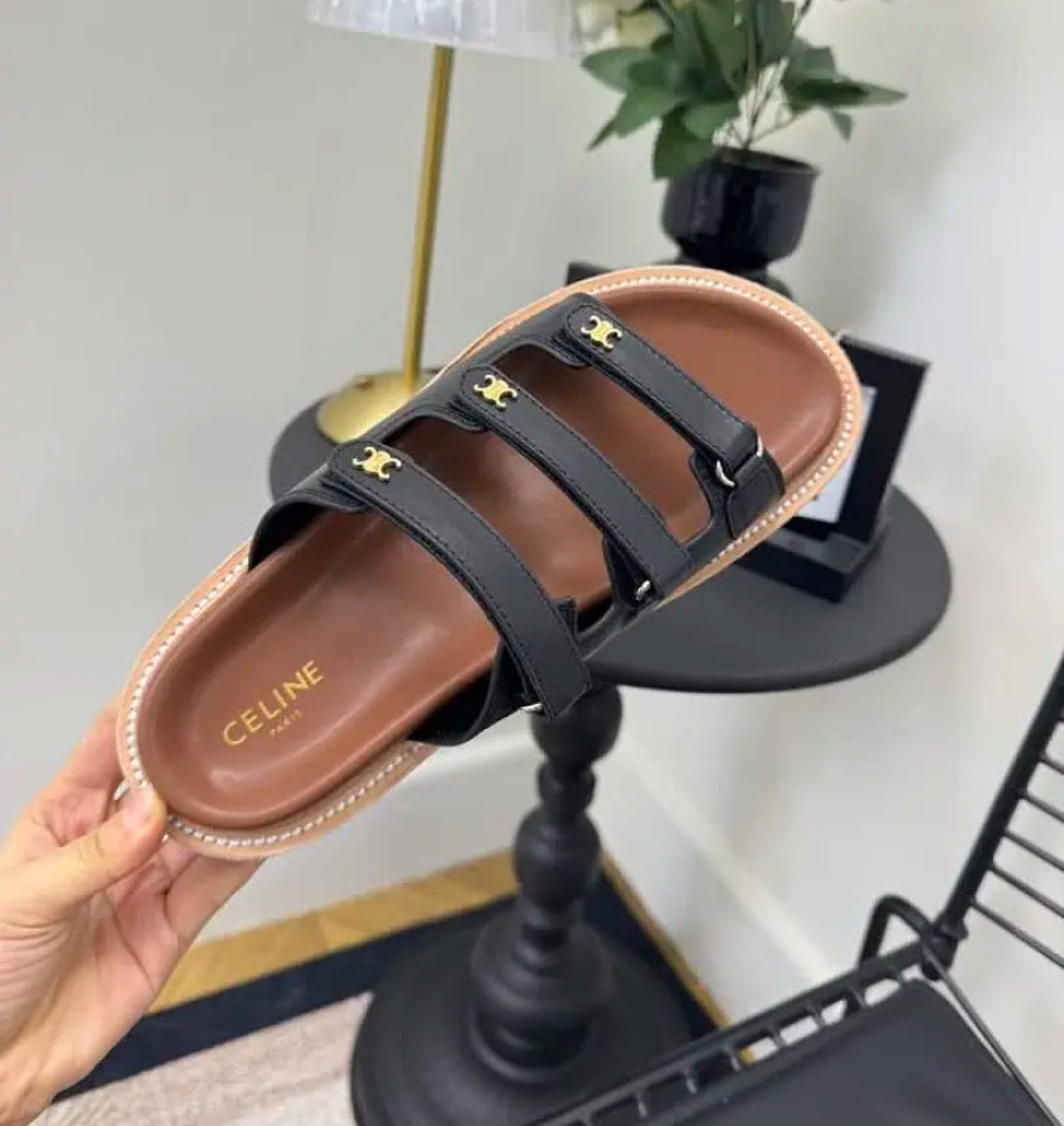 Triomphe Sandals
