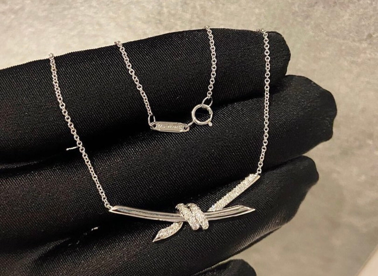 Knot Pendant