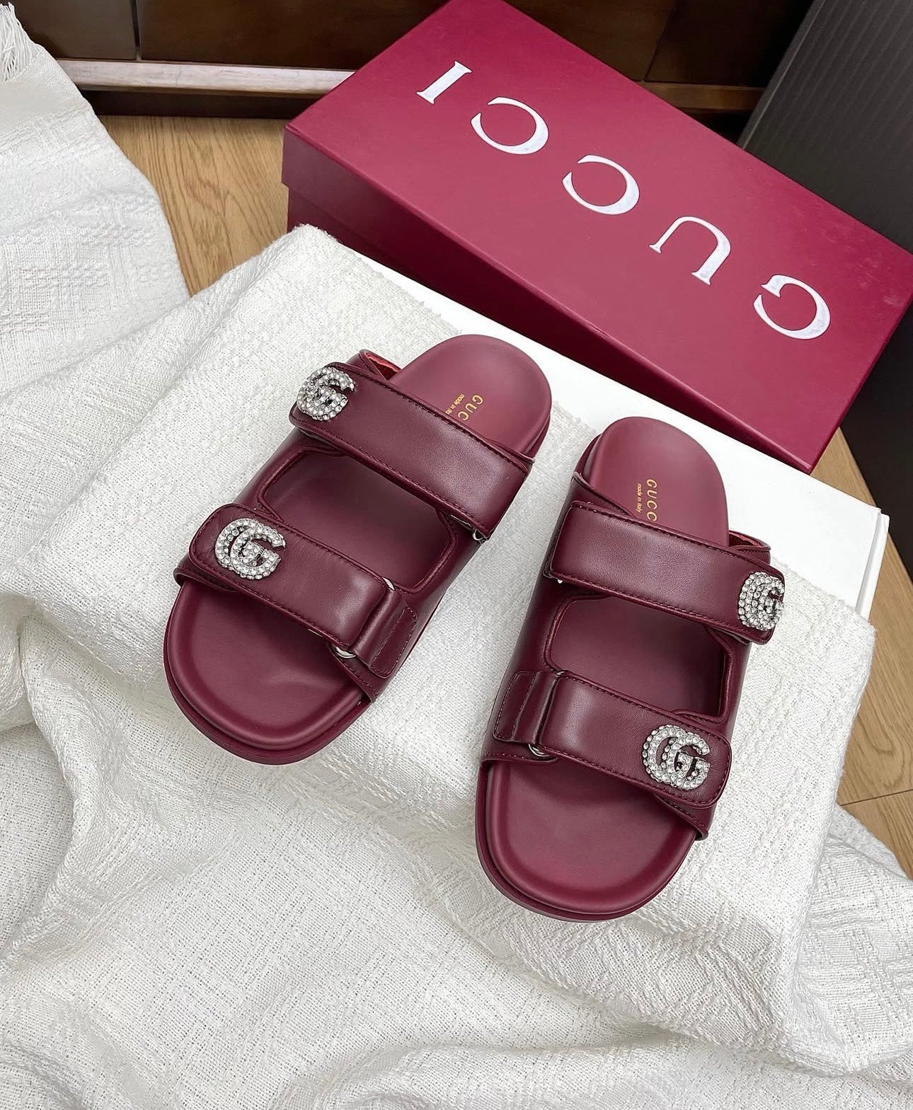 GG Sandals