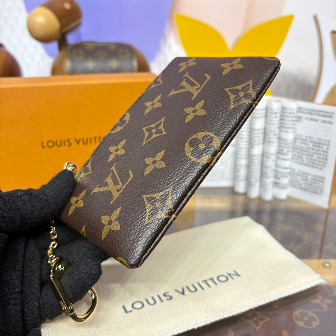 Zipped Pouch