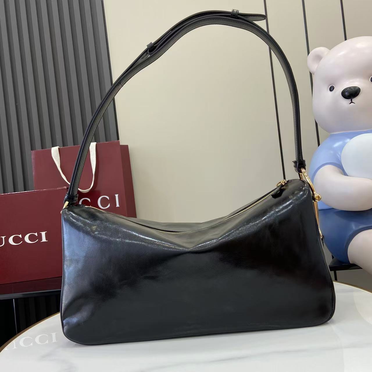 Half Horsebit Bag