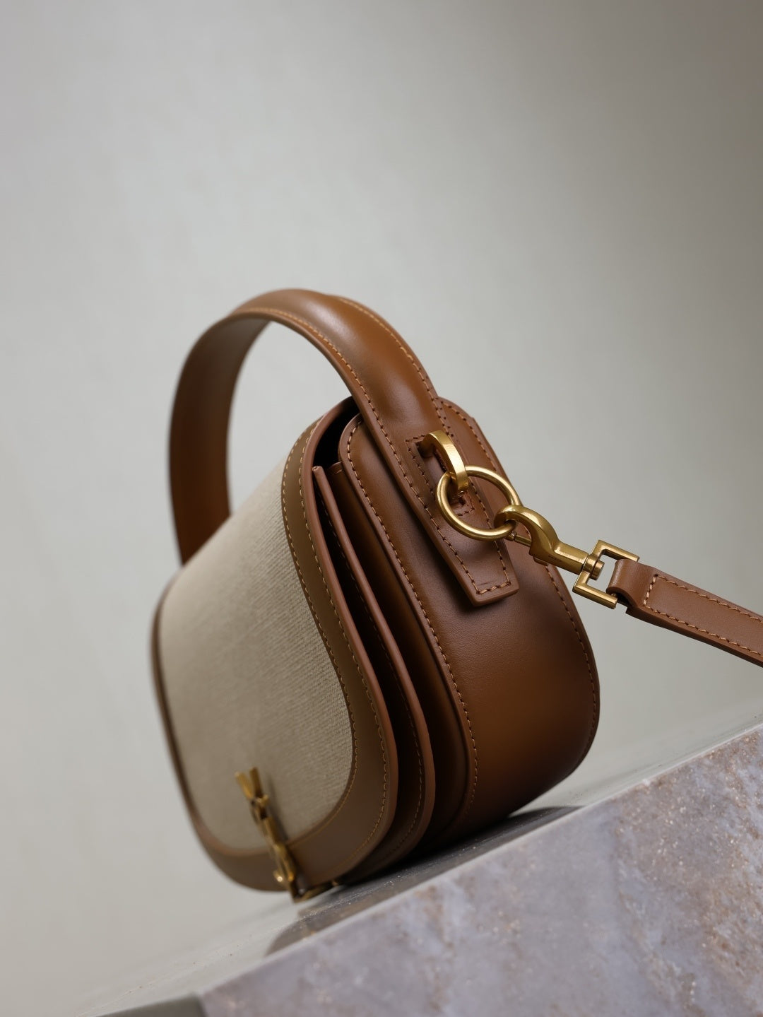 Voltaire Top Handle