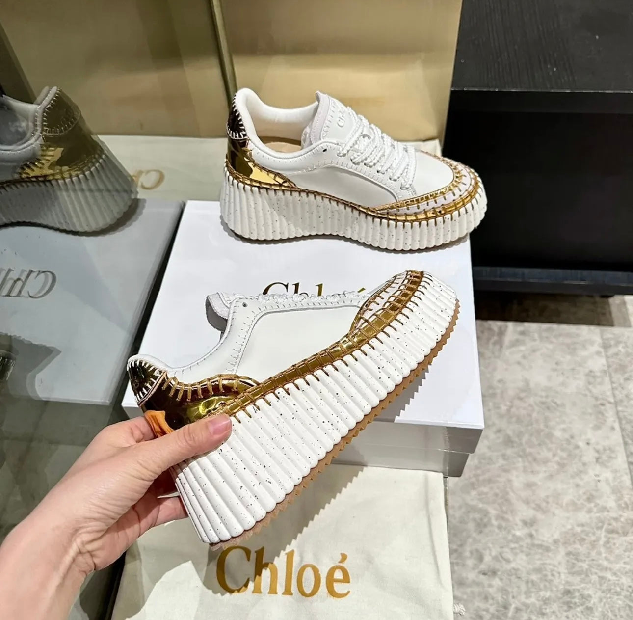 Nama Sneakers