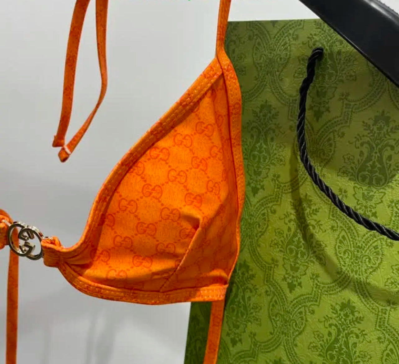 Logo Bikini
