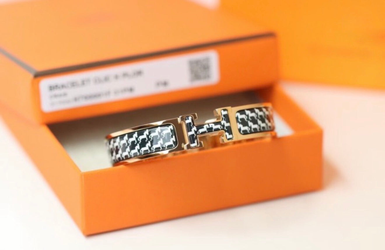 Clic Bracelet