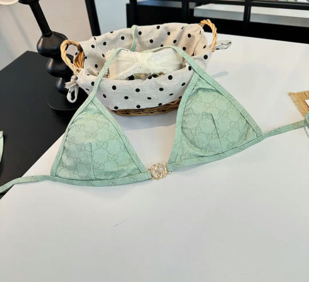 Logo Bikini