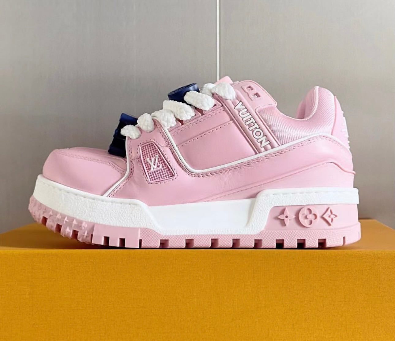 Logo Trainers