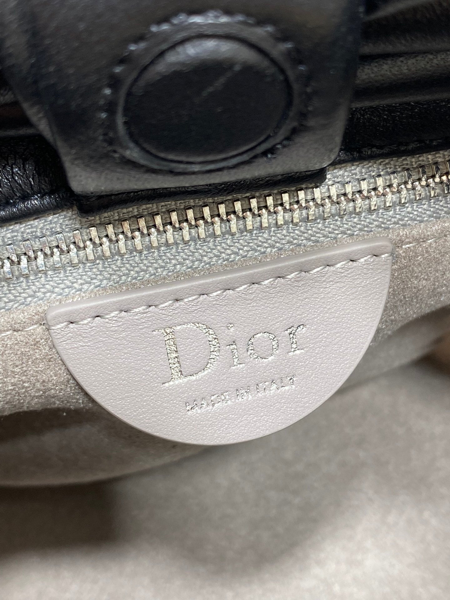 Medium Bow Bag