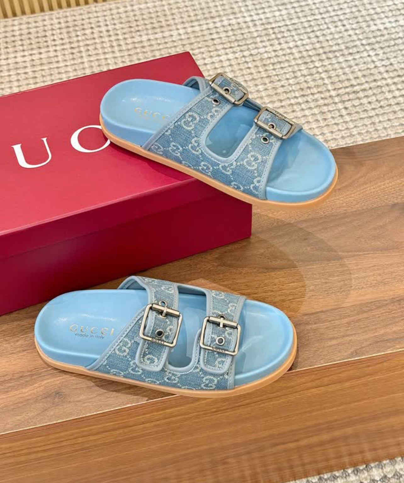 GG Sandals