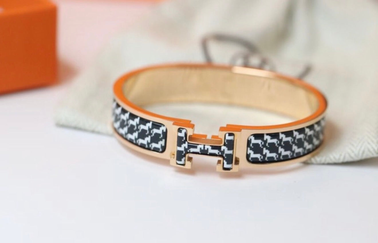 Clic Bracelet
