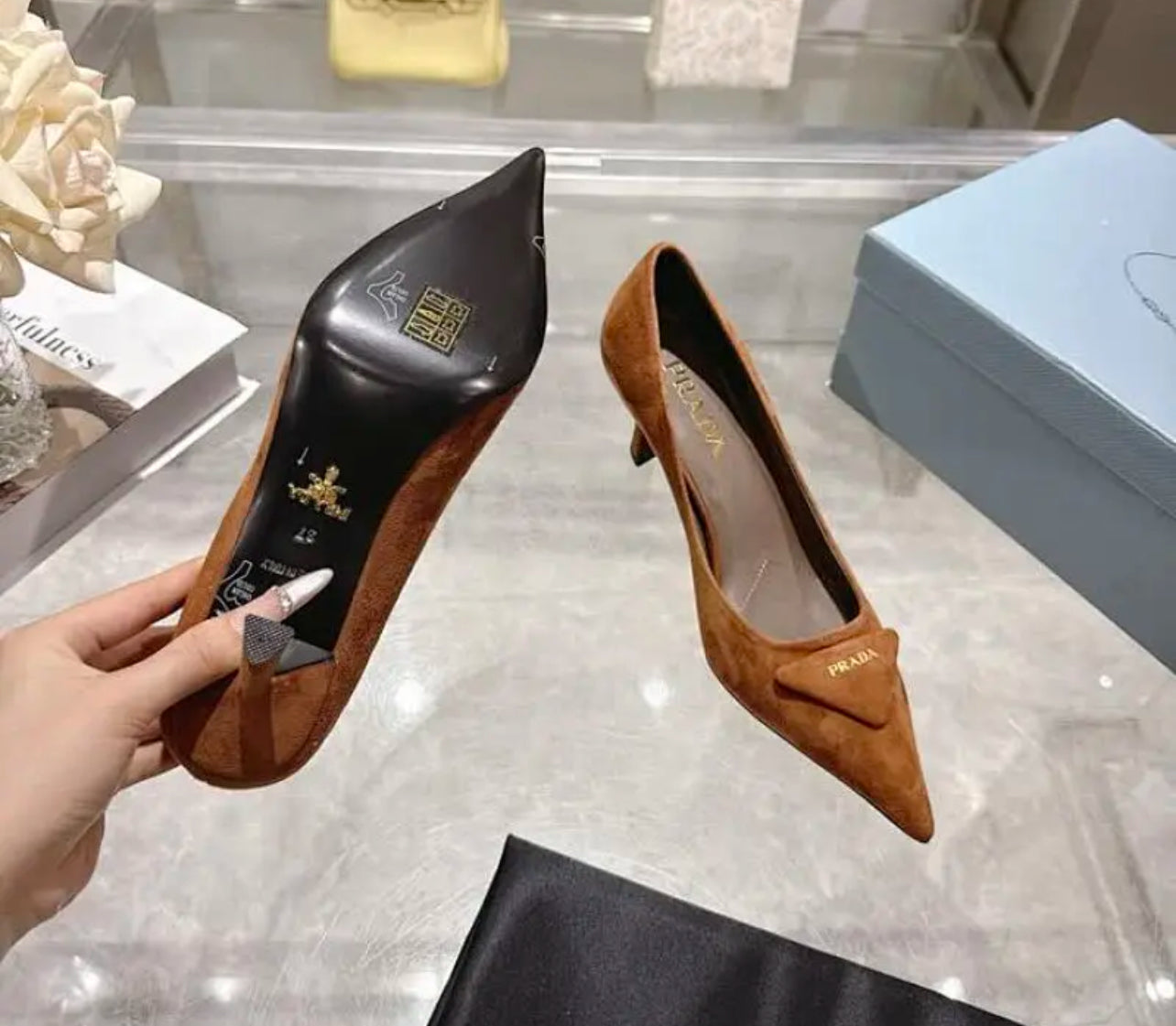 Suede Pumps