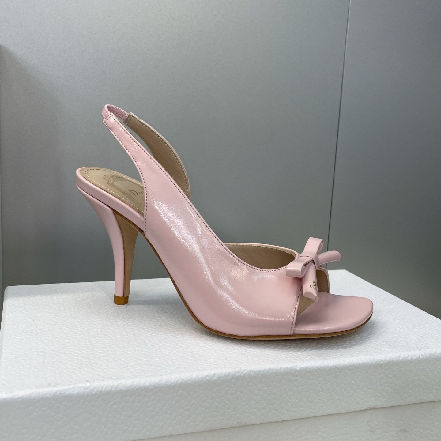 Bow Sandals
