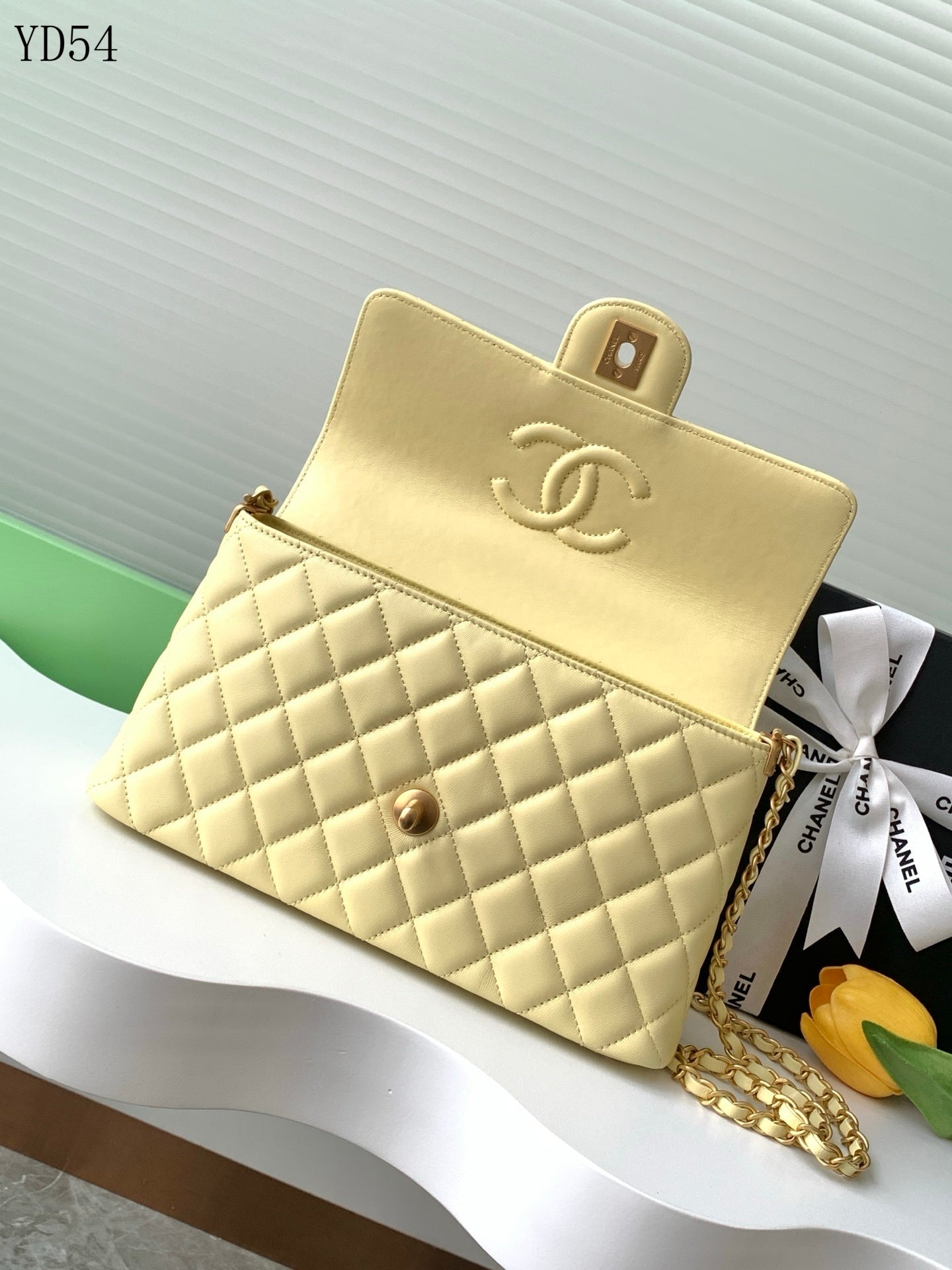 25 Flap Bag