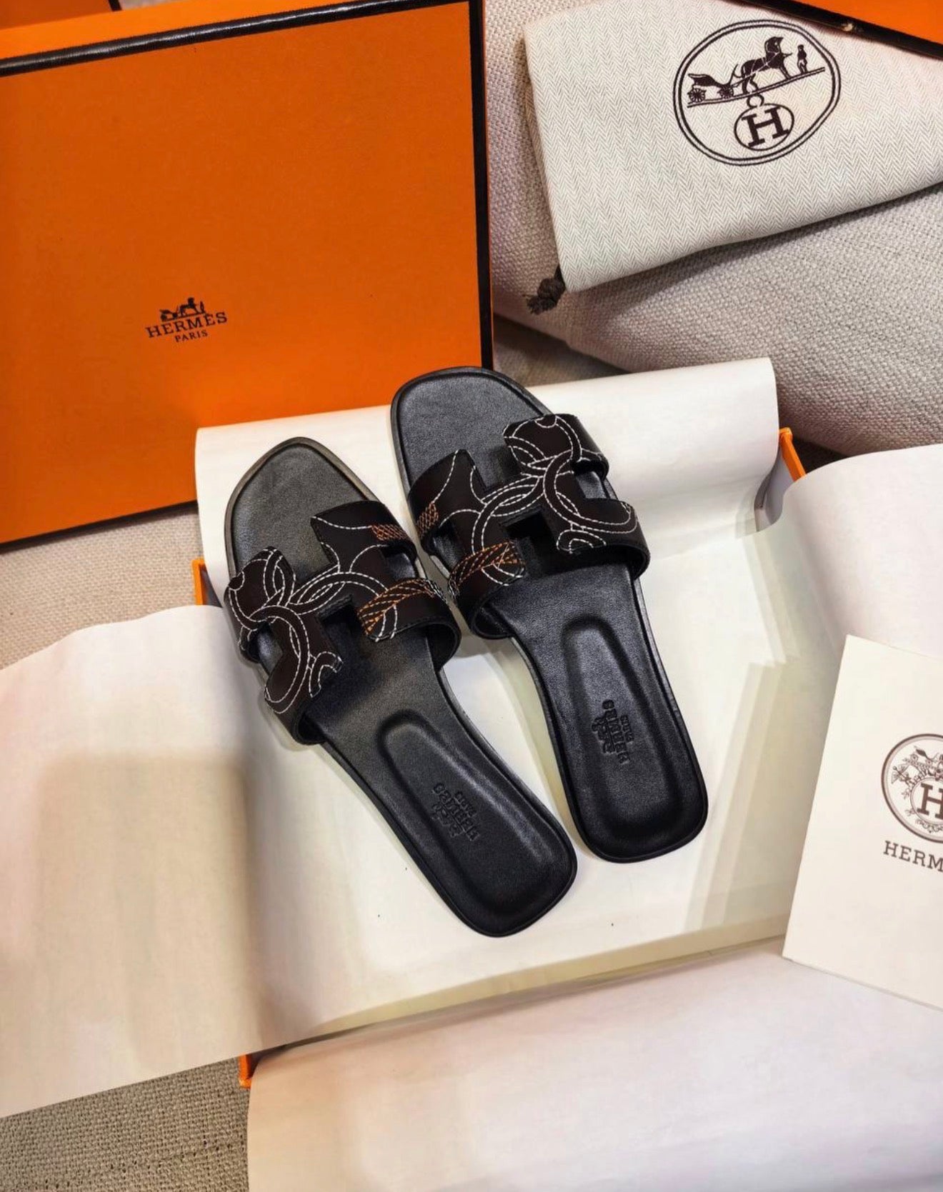 Oran Sandals