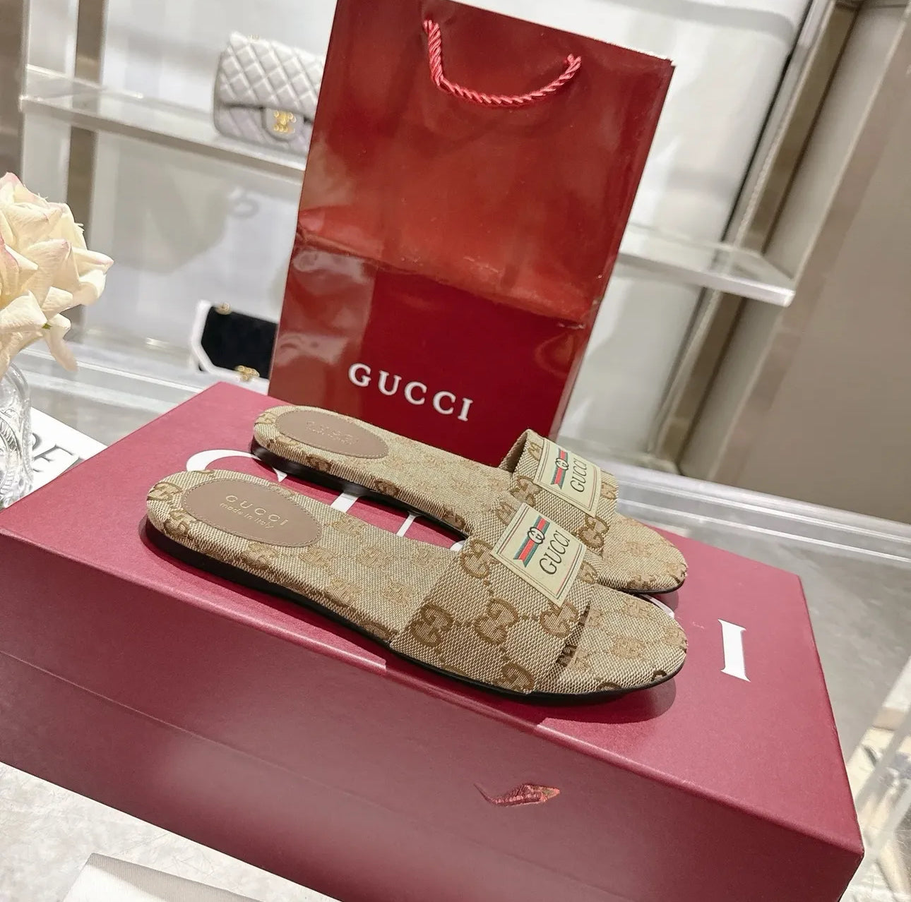 GG Sandals