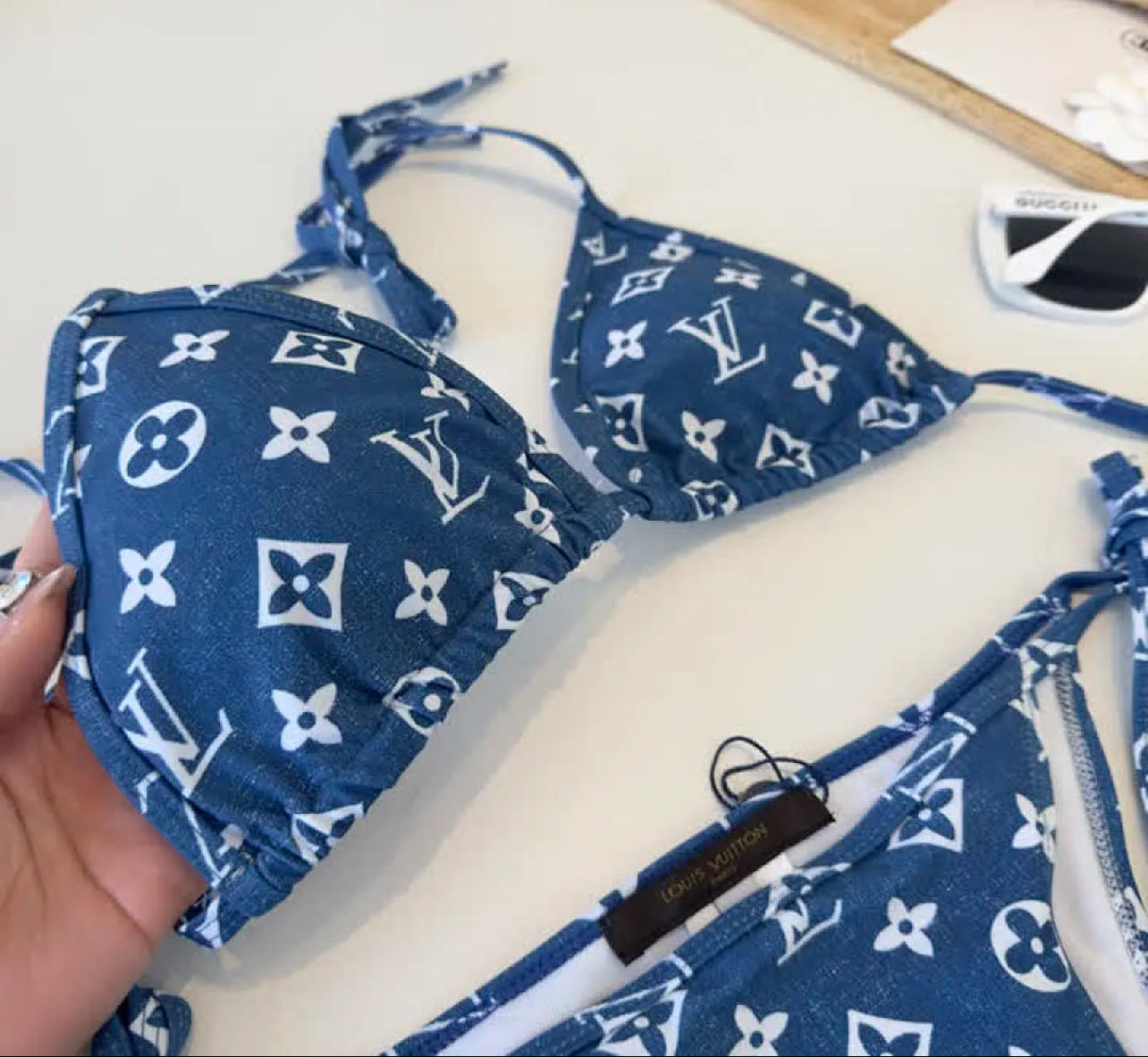 Logo Bikini