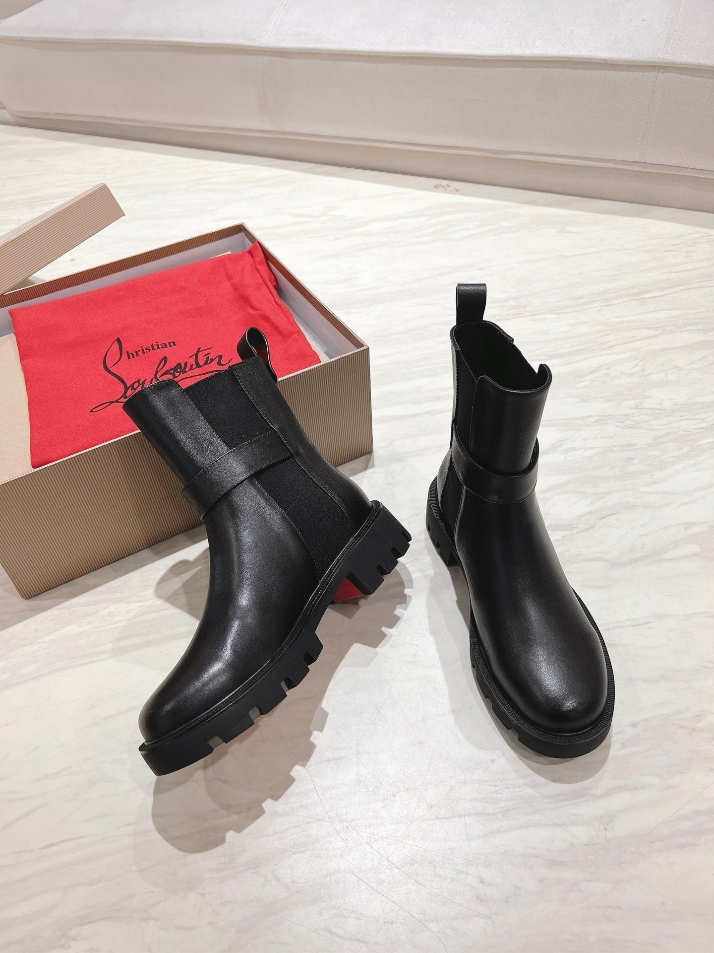 Lug Boots