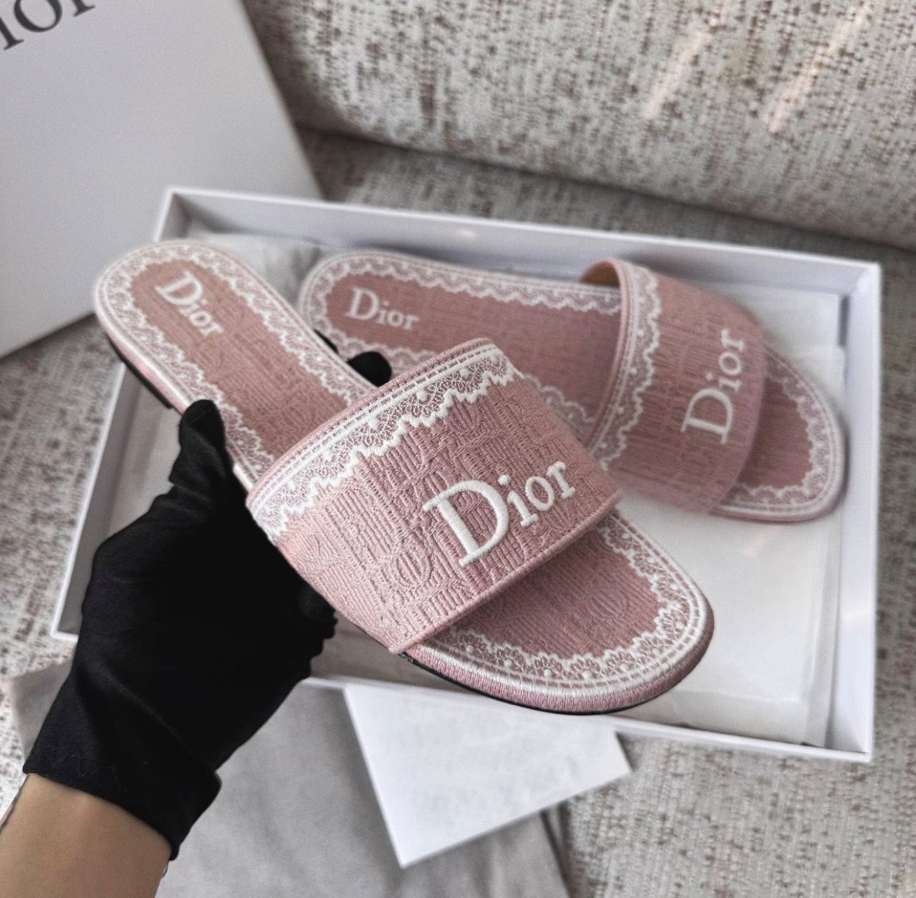 Dway Mules