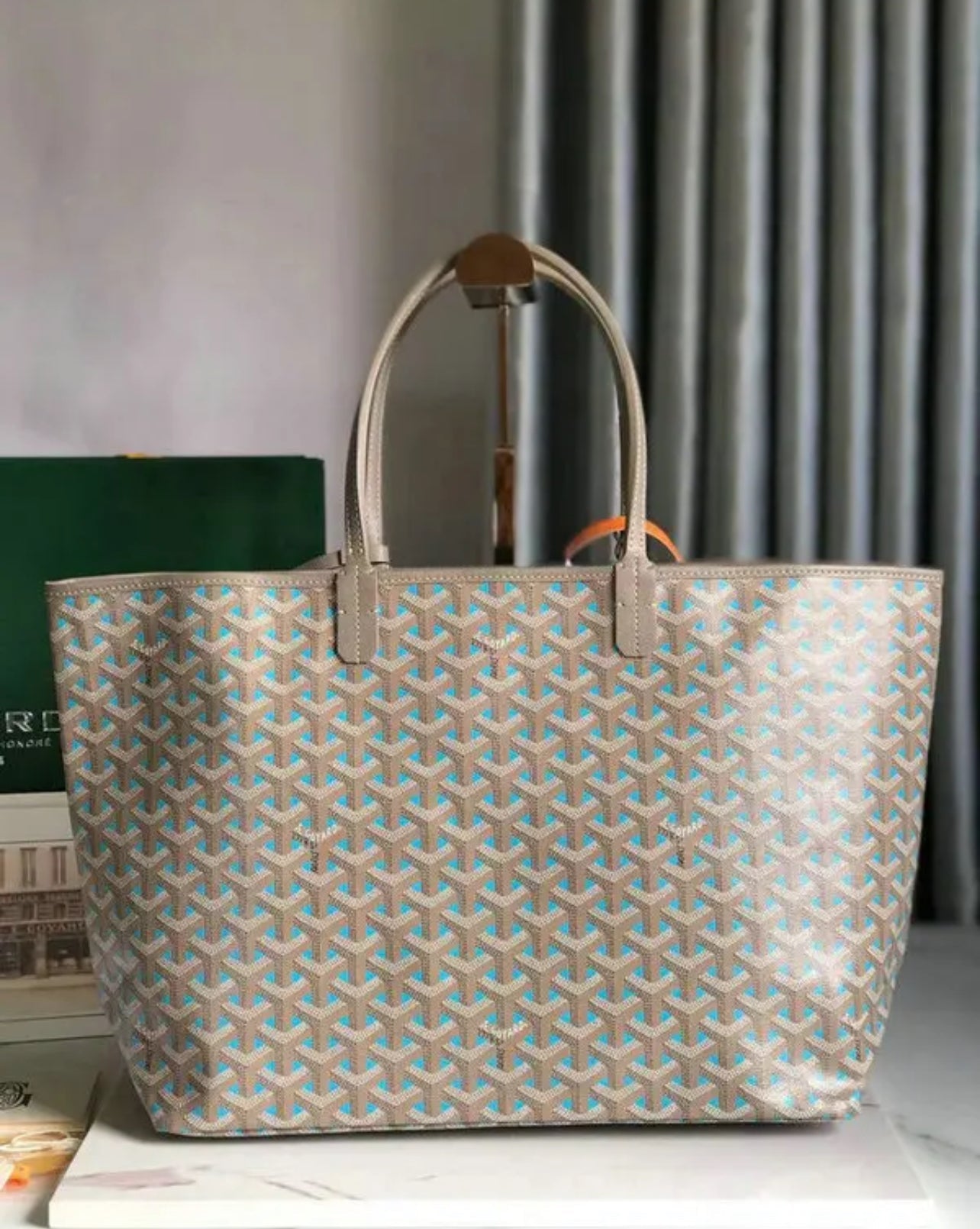 Saint Louis Tote