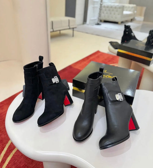 Logo Boots