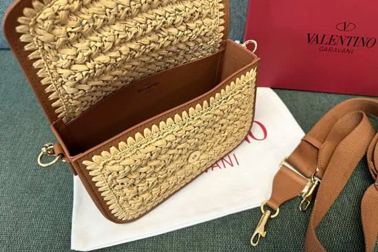 Raffia Shoulder Bag