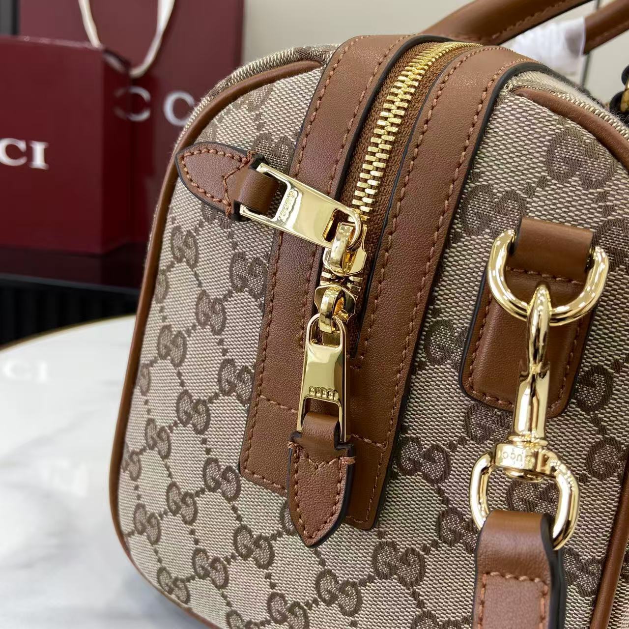 Ophidia Boston Bag