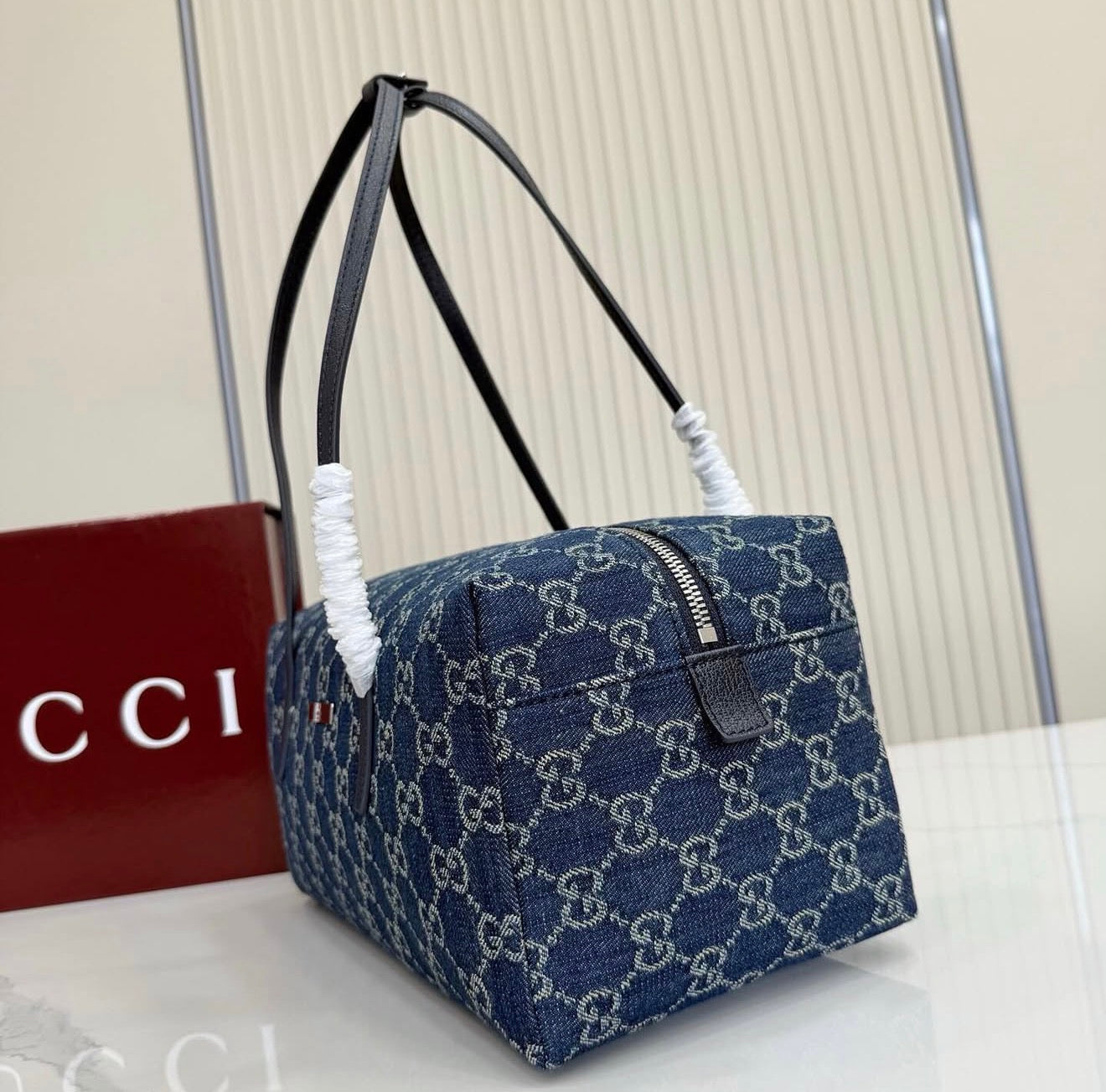 Medium Boston Bag
