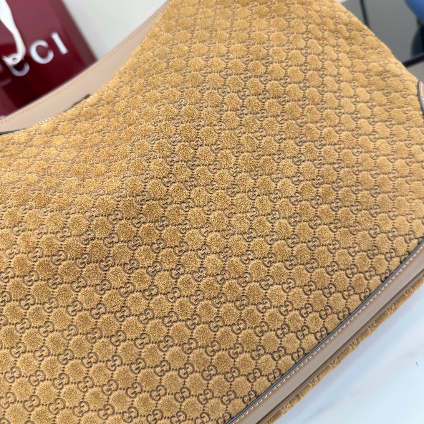 Medium Shoulder Bag