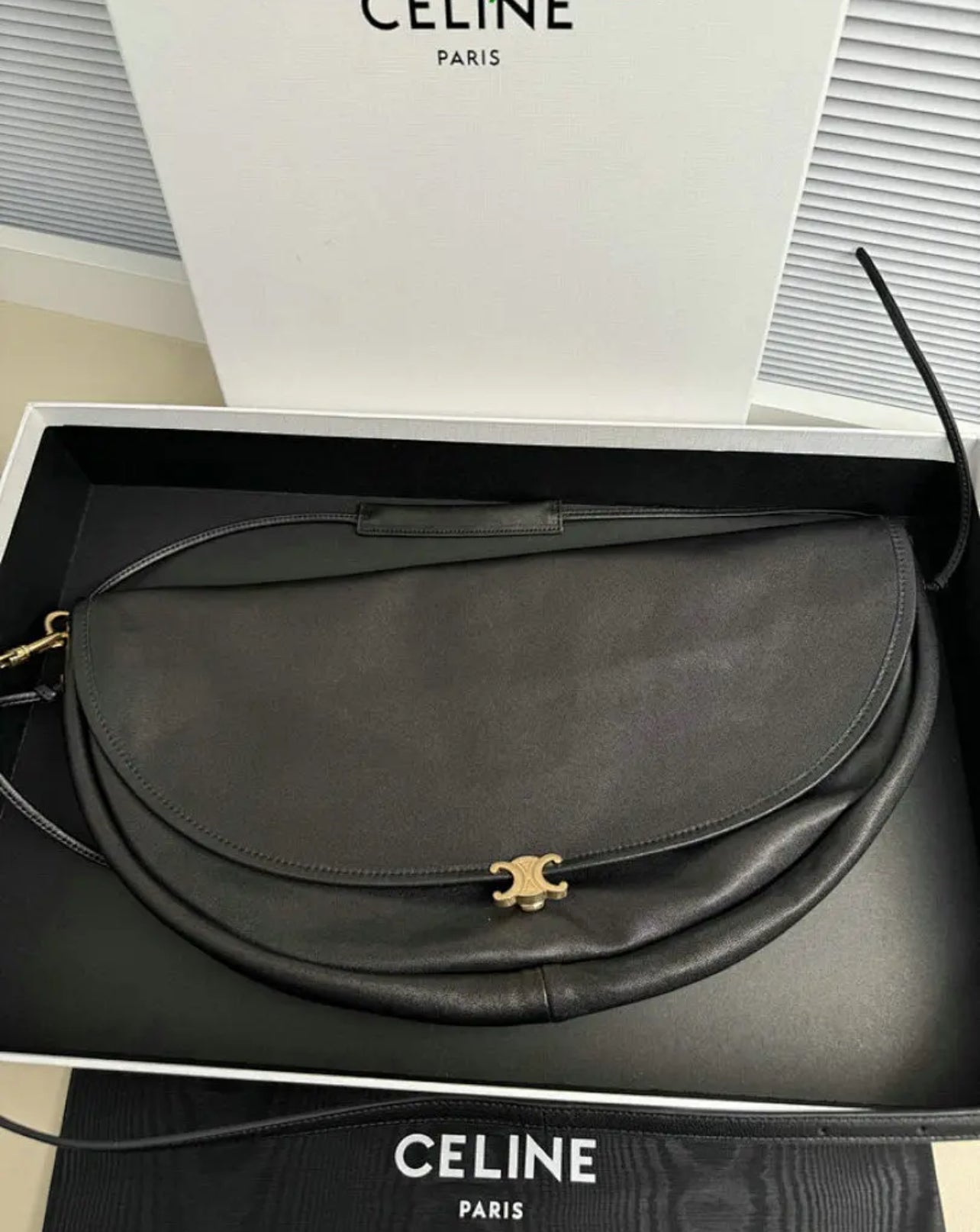 Halfmoon Bag